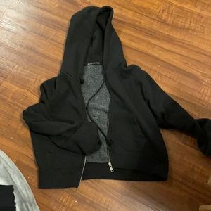 cropped hoodie